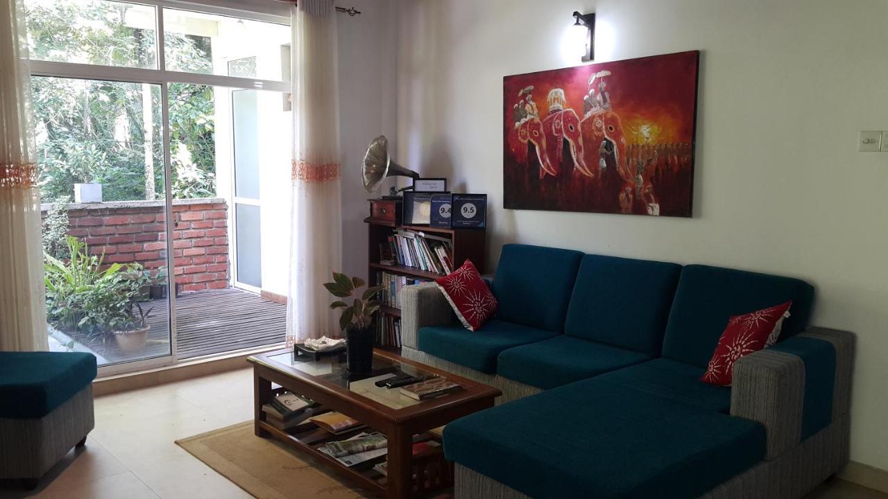 River Side Homestay Apartment Kandy Exterior foto